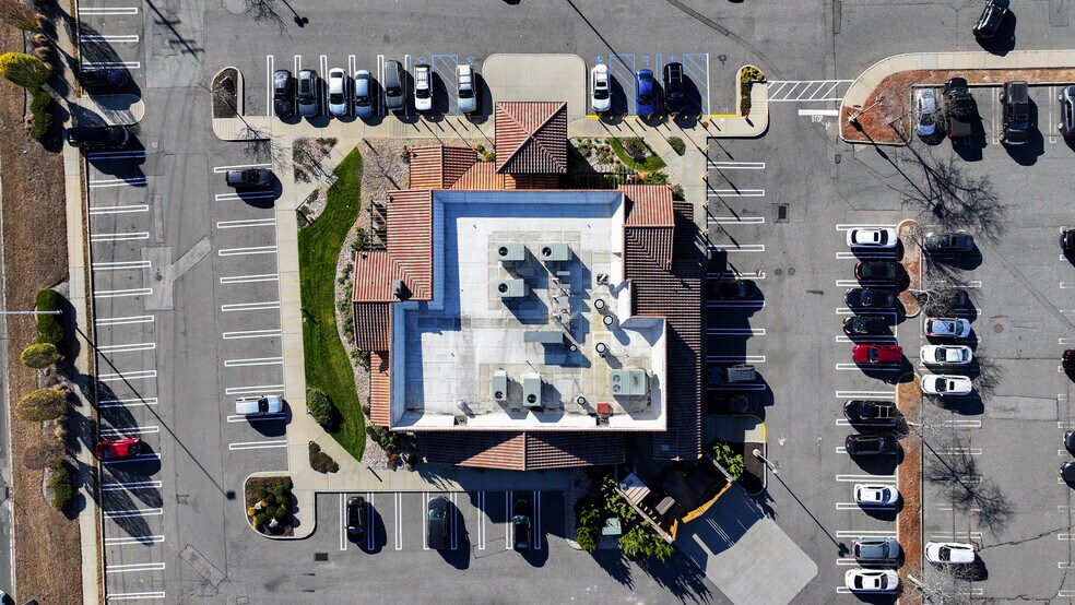 More Photos Of 1715 Sunrise Hwy, Bay Shore Restaurant For Sale