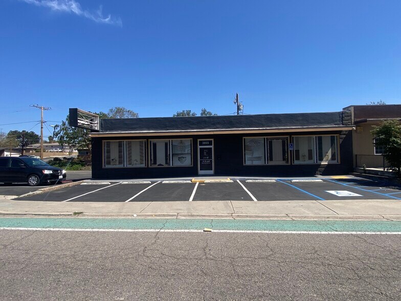 More Photos Of 2855 Lemon Grove Ave, Lemon Grove Storefront For Sale
