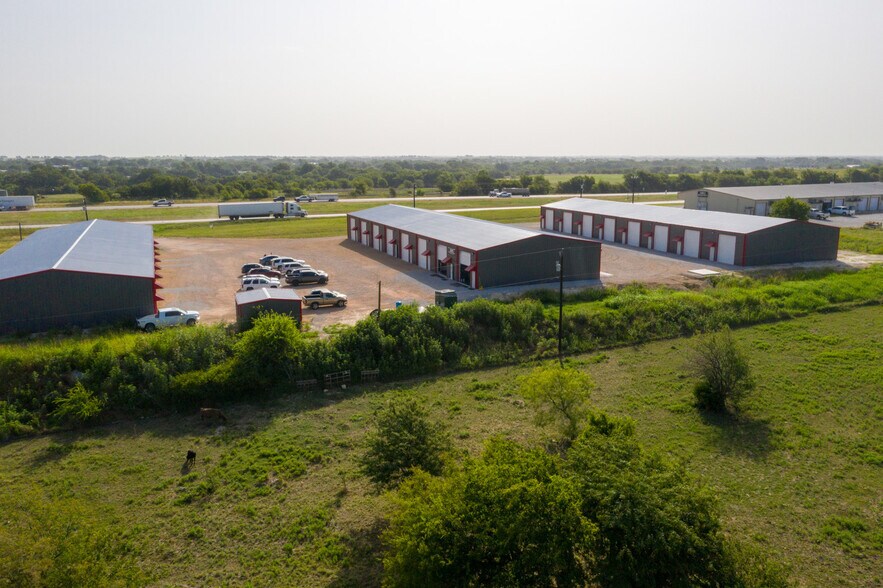 More Photos Of 3882 S Highway 287, Decatur Light Manufacturing For Lease