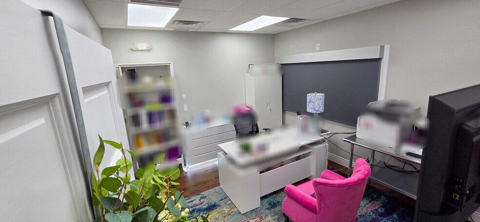 More Photos Of 2722 N 155th St, Basehor Office For Sale