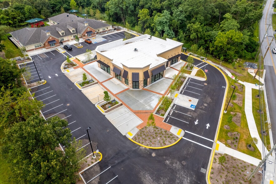 More Photos Of 14119 Travilah Rd, Rockville General Retail For Lease