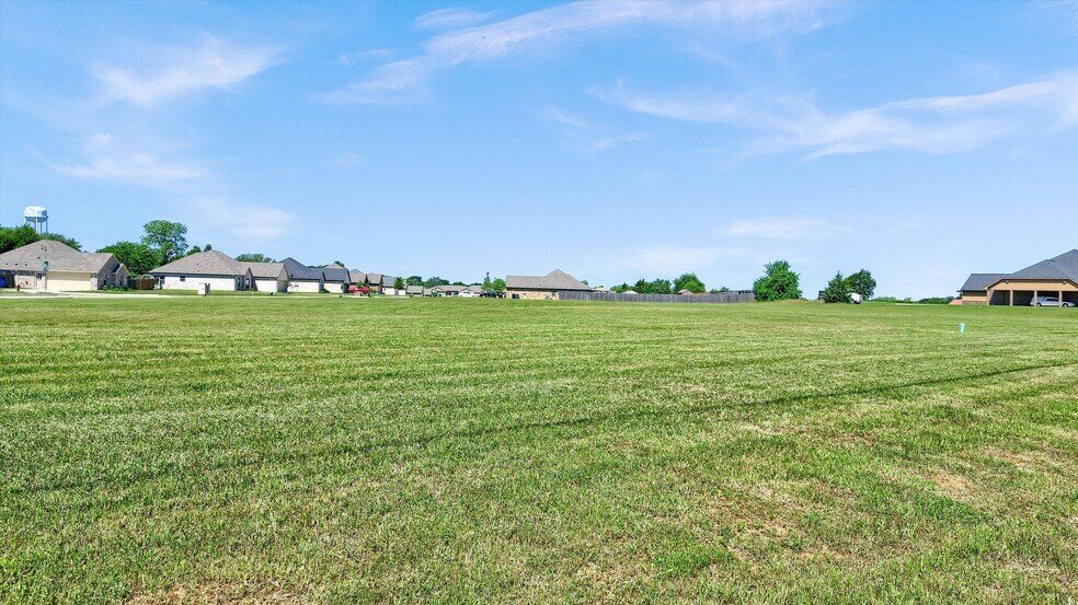 More Photos Of 305 US 377 hwy, Whitesboro Land For Lease