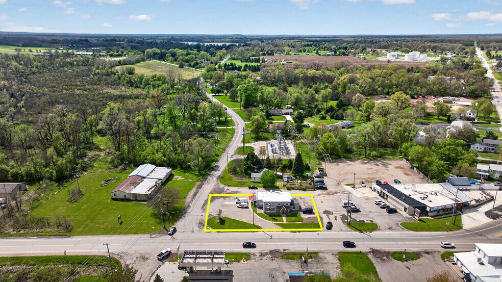 More Photos Of 124 S Brooklyn Rd, Napoleon Freestanding For Sale