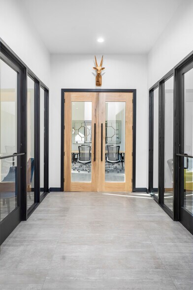 More Photos Of 2001 Tulane Dr, Lufkin Medical For Sale