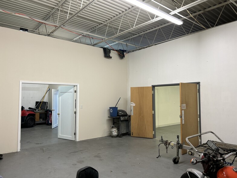 More Photos Of 37 Industrial Blvd, Paoli Light Manufacturing For Sale