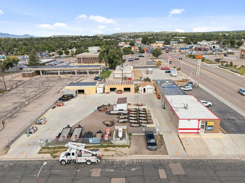 More Photos Of 400 N Circle Dr, Colorado Springs Storefront For Sale
