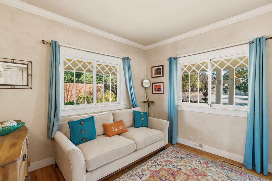More Photos Of 5186 Gravenstein Hwy S, Sebastopol Restaurant For Sale