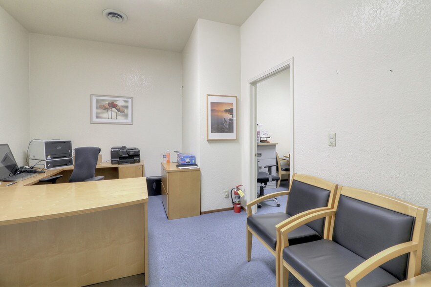 More Photos Of 449-455 San Benito St, Hollister Storefront Retail Office For Lease