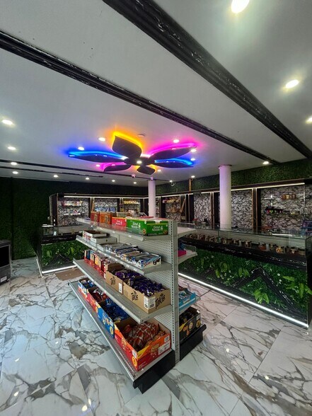 More Photos Of 2709-2717 Broadway, New York Apartments For Lease