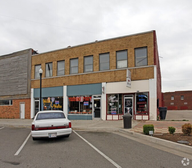 More Photos Of 132 SW 25th St, Oklahoma City Storefront Retail Residential For Lease