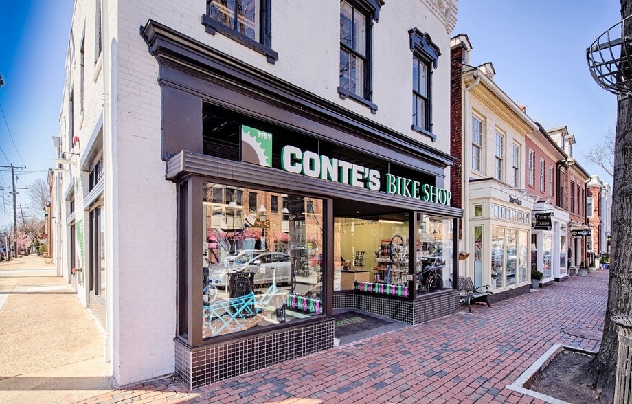 More Photos Of 1100 King St, Alexandria Office For Lease