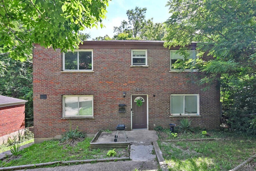 Primary Photo Of 3143 Saffer St, Cincinnati Apartments For Sale