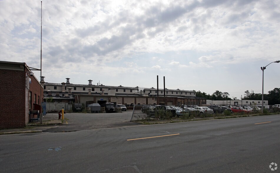 Primary Photo Of 336 Weir St, Taunton Warehouse For Lease