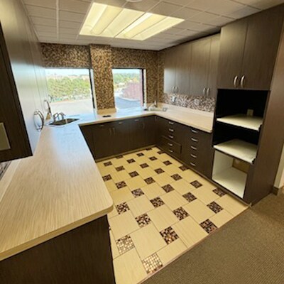 More Photos Of 6789 Ridge Rd, Parma Medical For Lease