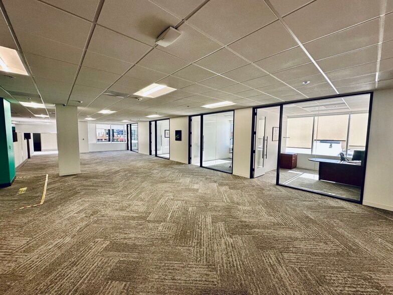 More Photos Of 9868 Scranton Rd, San Diego Office For Lease