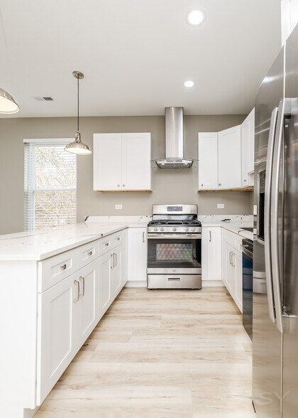 More Photos Of 851 Springfield ave, Chicago Apartments For Sale