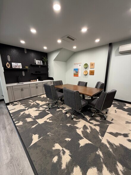 More Photos Of 1394 Alpha dr, Mcminnville Light Distribution For Lease