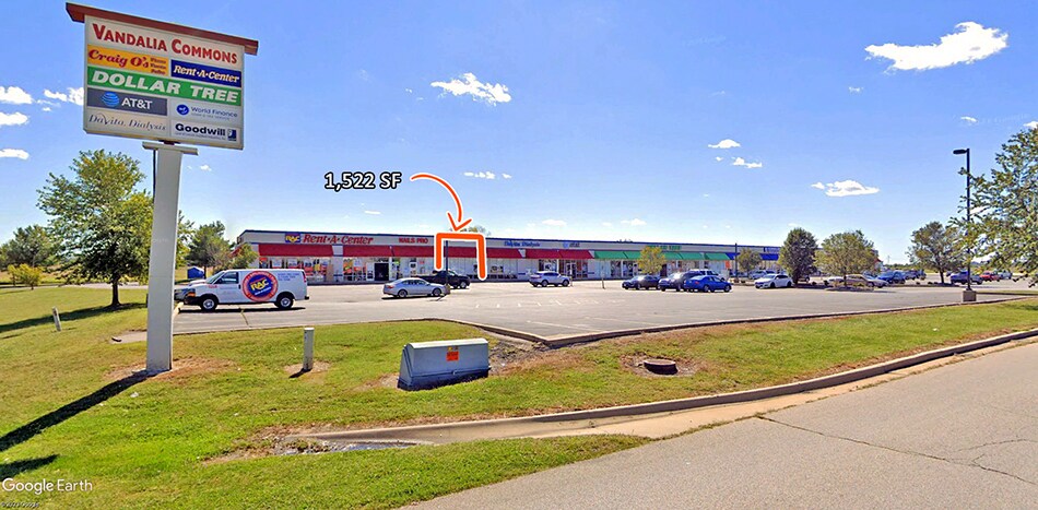 Primary Photo Of 343 Mattes Ave, Vandalia General Retail For Lease