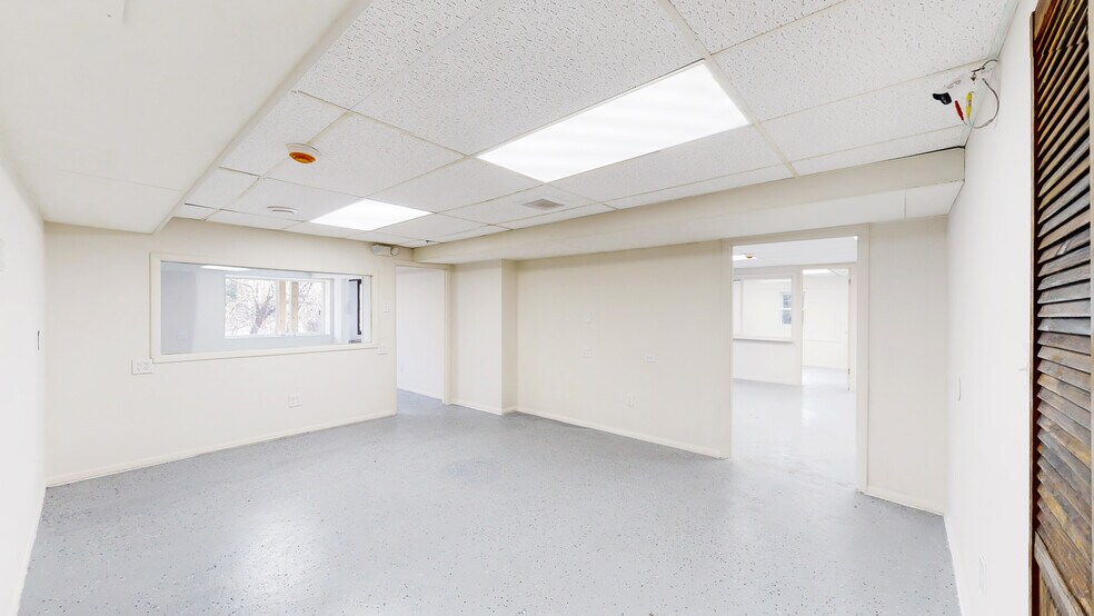 More Photos Of 220 Silver Lake Rd, Dingmans Ferry Office For Sale