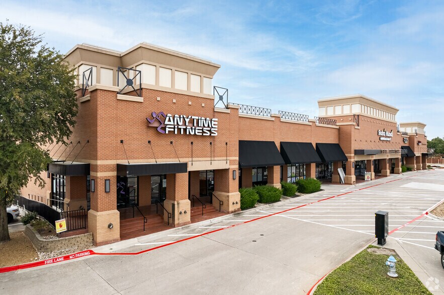 More Photos Of 6921 Independence Pky, Plano General Retail For Lease