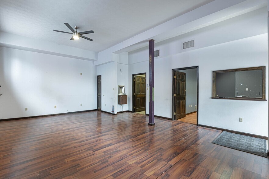 More Photos Of 1117 E 3rd St, Dayton Storefront Retail Office For Lease