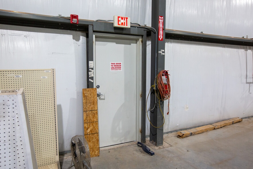 More Photos Of 8989 Roller Coaster Rd, Missoula Warehouse For Sale