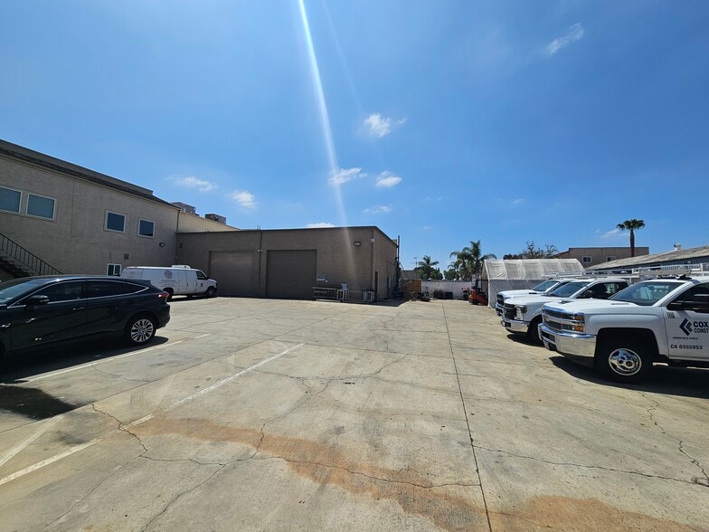 More Photos Of 8891 Watson St, Cypress Office For Sale