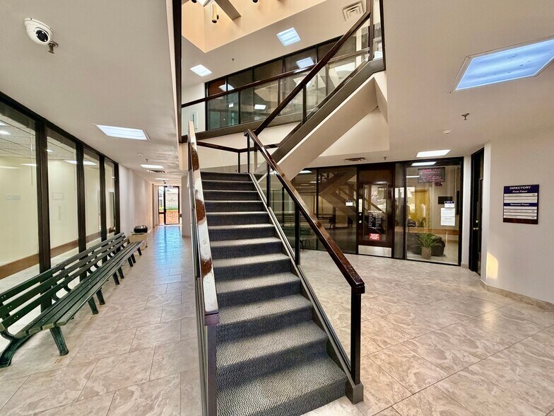 More Photos Of 2275 Westpark Ct, Euless Office For Lease