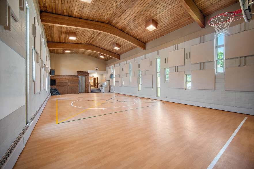 More Photos Of 820 N 30th St, Colorado Springs Religious Facility For Sale