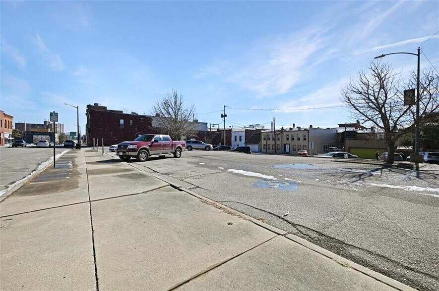 More Photos Of 100 S 5th St, Leavenworth Office Residential For Sale