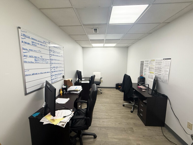 More Photos Of 130 Back Forty Dr, Winston-Salem Flex For Sale