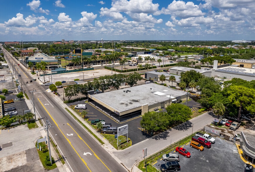 More Photos Of 1717-1721 9th St W, Bradenton Freestanding For Lease