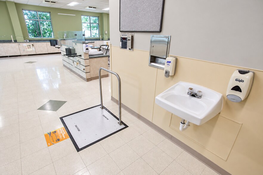 More Photos Of 3150 Polk St, Houston Medical For Sale