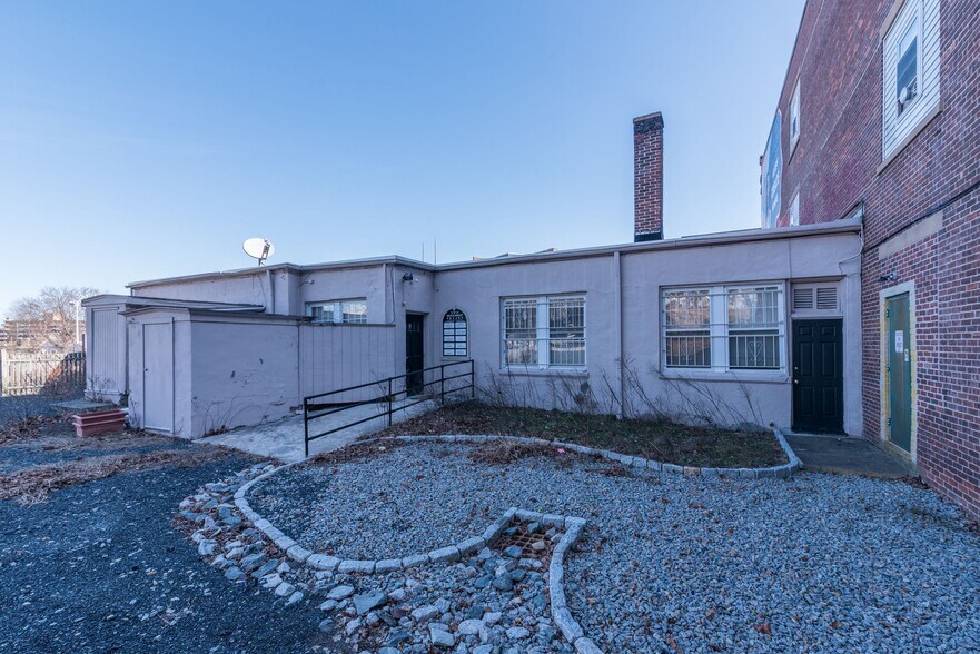 More Photos Of 2 Monument Sq, Woonsocket Medical For Sale