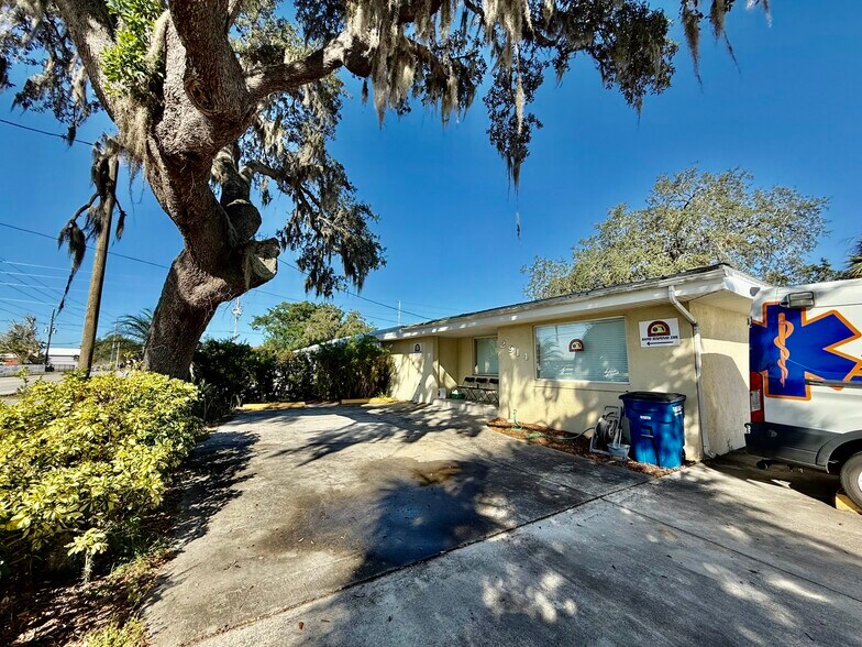 More Photos Of 2914 Kenilworth Blvd, Sebring Industrial For Sale