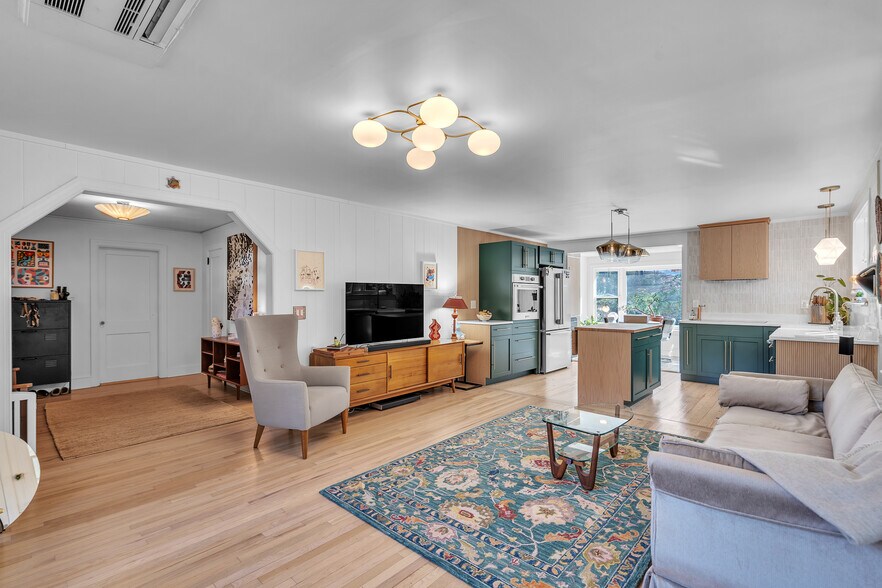 More Photos Of 35 Wilcox Rd, Tryon Apartments For Sale