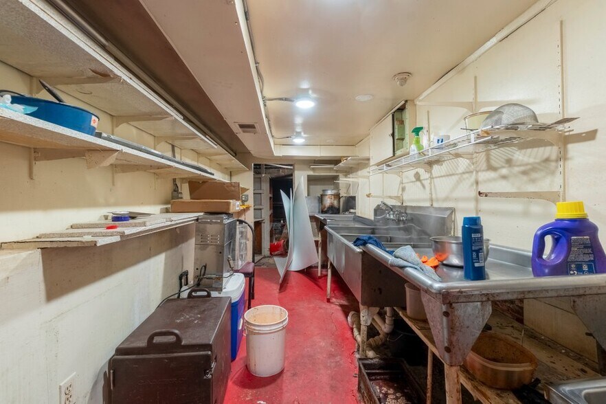 More Photos Of , Baltimore General Retail For Sale