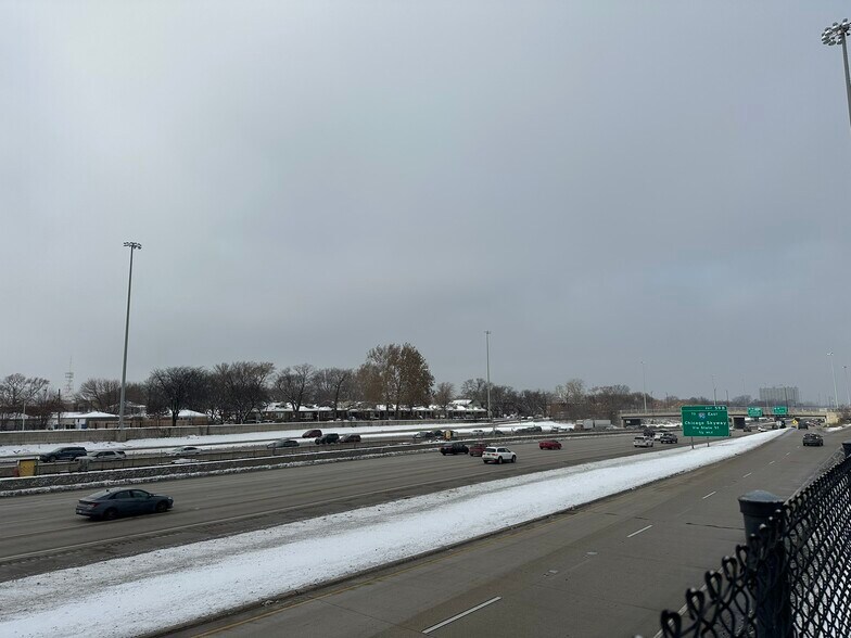 More Photos Of 7729 S State St, Chicago Warehouse For Lease