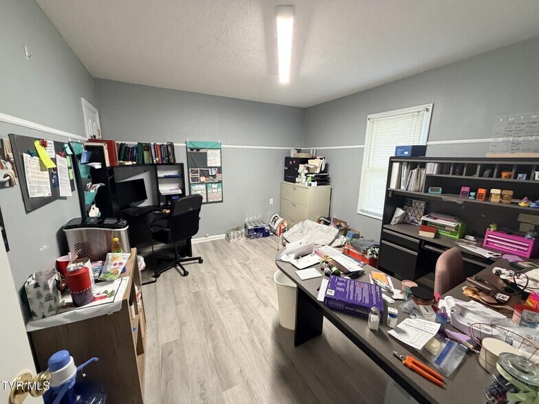 More Photos Of 404 Hurricane Rd NE, Wise Medical For Sale