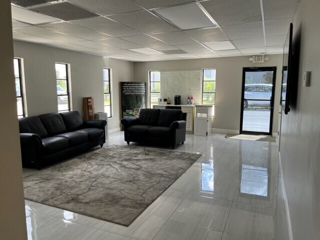 More Photos Of 5824 W Linebaugh Ave, Tampa Unknown For Lease