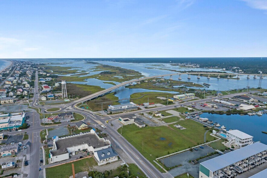 More Photos Of 404 Roland Ave, Surf City Restaurant For Sale
