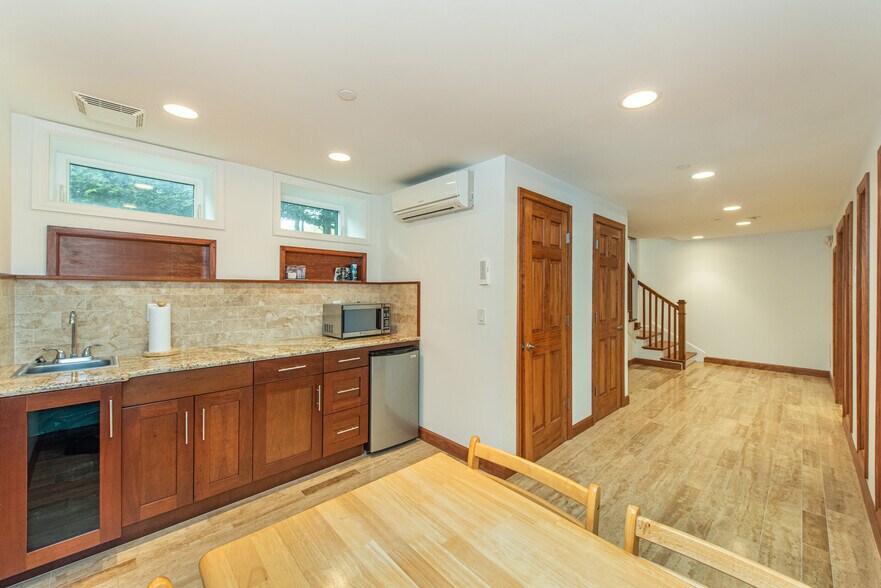 More Photos Of 501 Westfield Ave, Westfield Office For Lease
