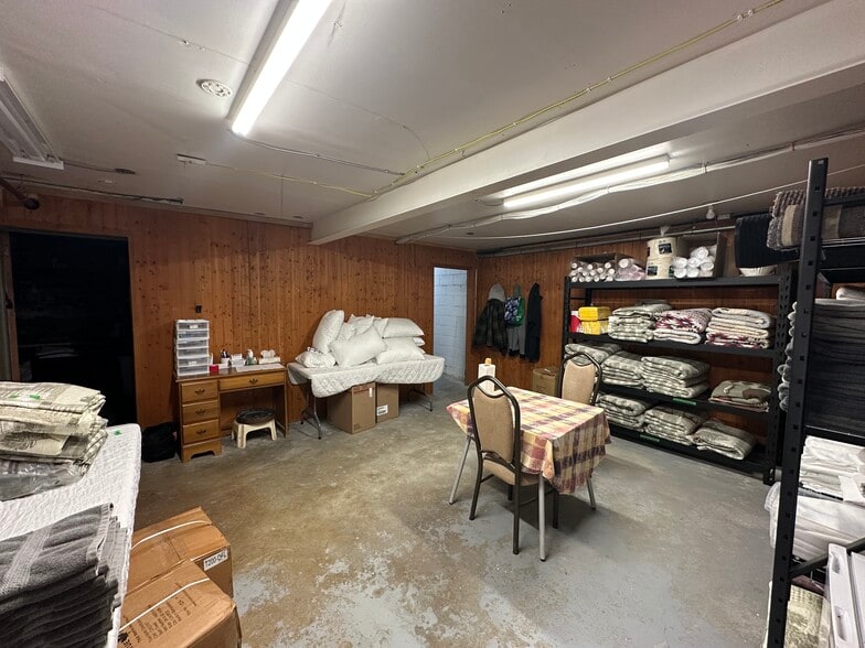 More Photos Of 171 Mission Rd, Wawa Hotel For Sale