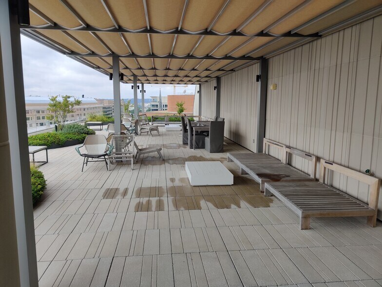 More Photos Of 1201 New York Ave NW, Washington Office For Lease
