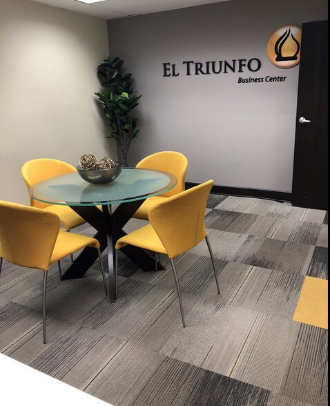 More Photos Of 1415 E 17th St, Santa Ana Office For Lease