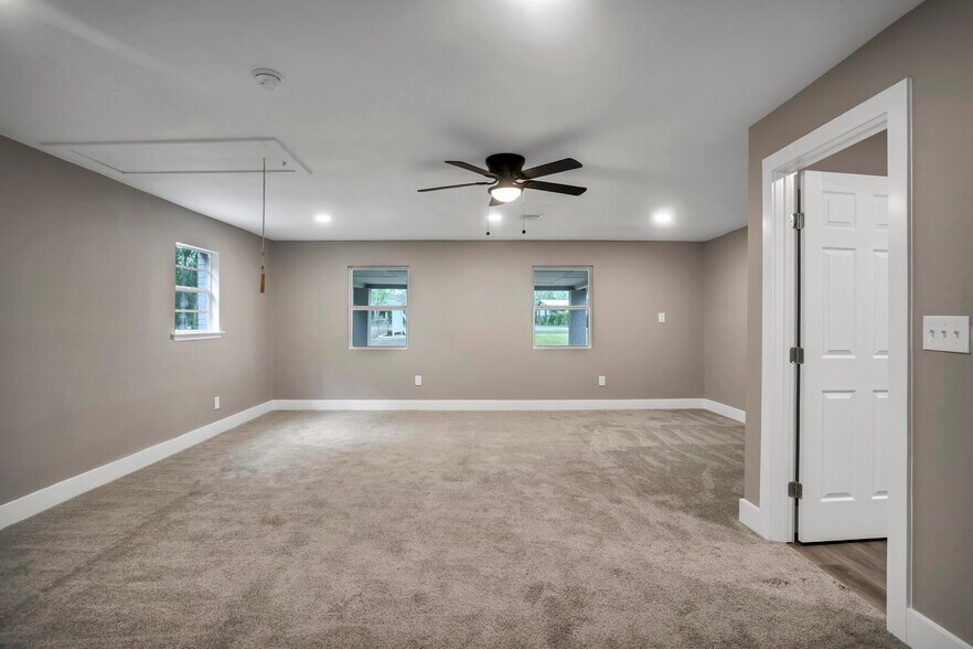 More Photos Of 601 Spring St, Round Rock Office Residential For Lease