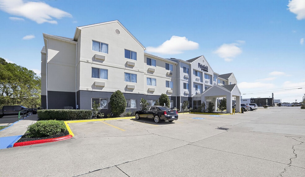 More Photos Of 1945 W Southwest Loop 323, Tyler Hotel For Sale