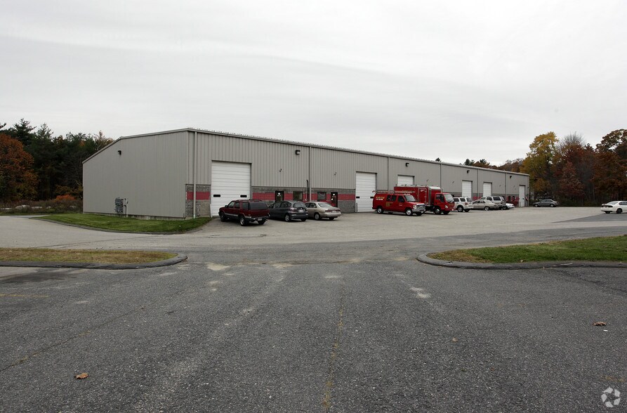 More Photos Of 282 Central St, Hudson Service For Sale