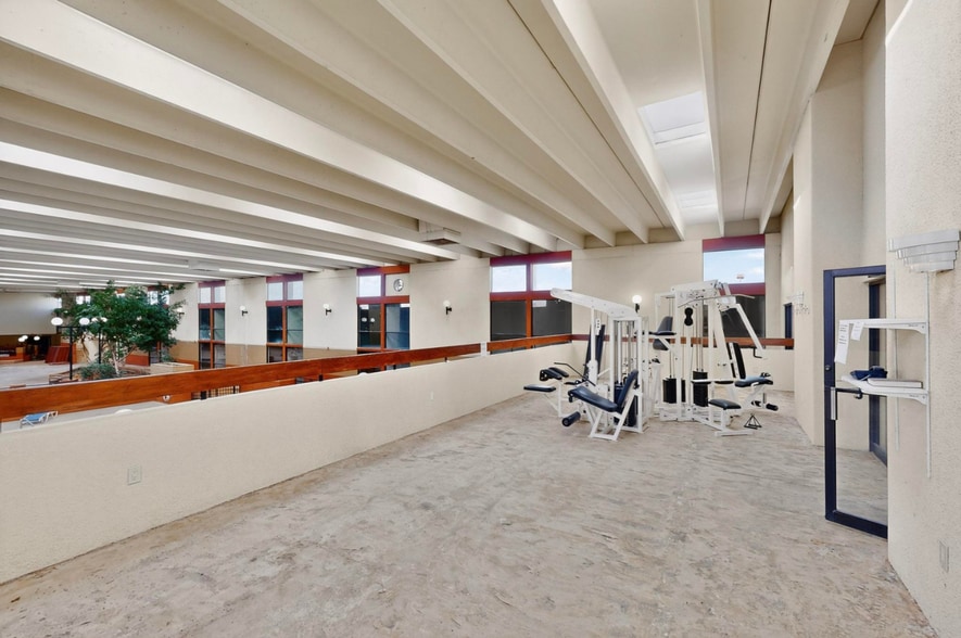 More Photos Of 1501 E Santa Fe Ave, Grants Hotel For Sale