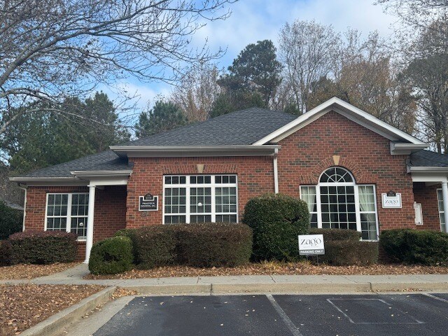 More Photos Of 11539 Park Woods Cir, Alpharetta Office For Lease